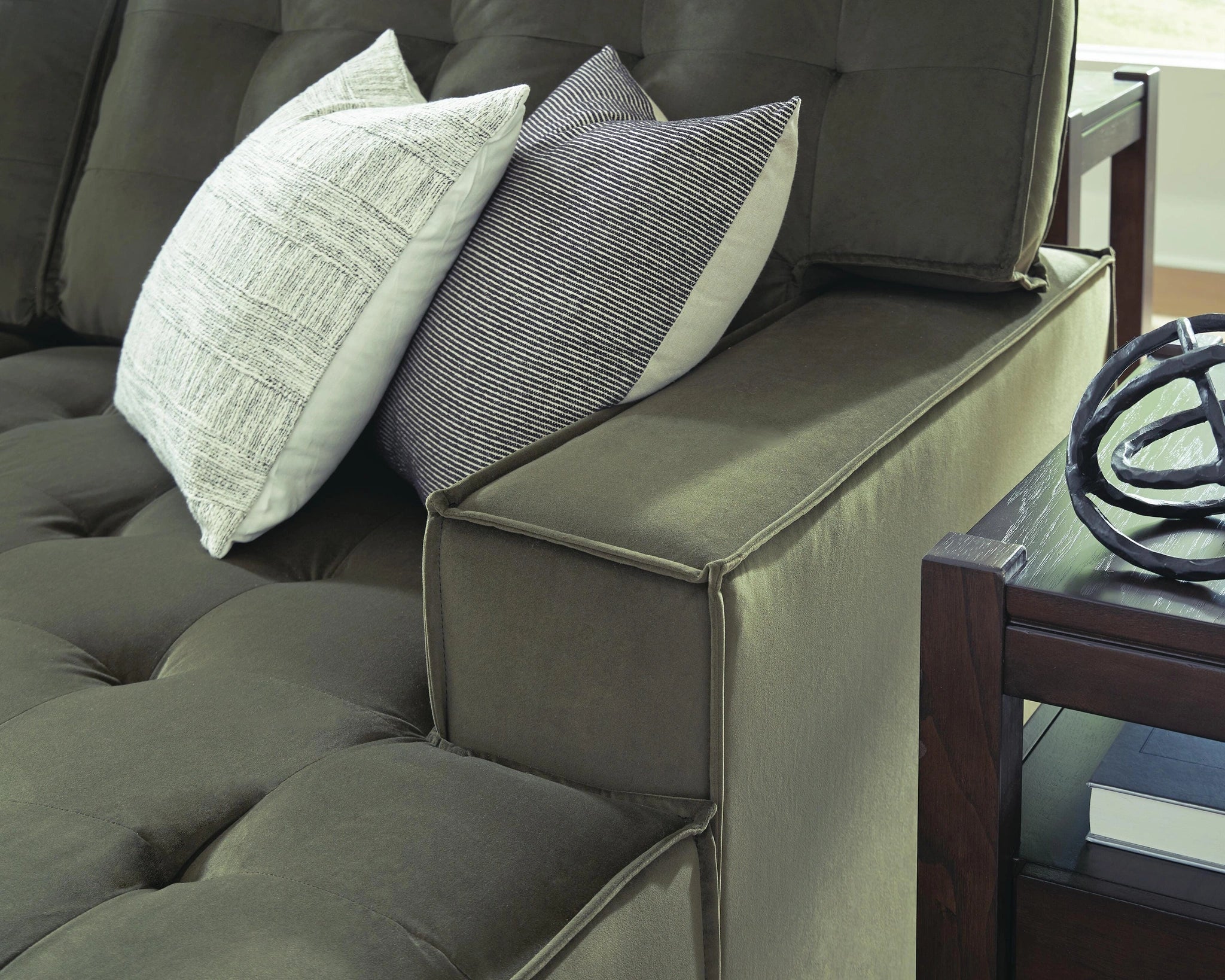 Seccional Caspian-Town con Chaise