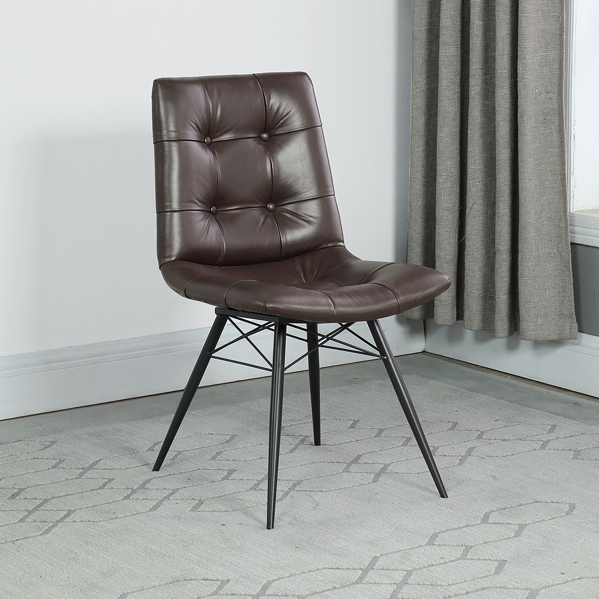 Silla de comedor lateral Aiken