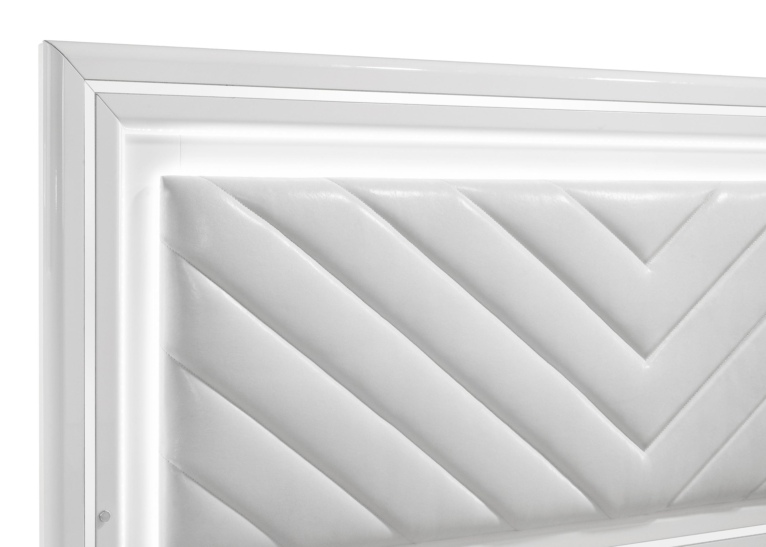 Cama con cabecero Cassia con iluminación LED
