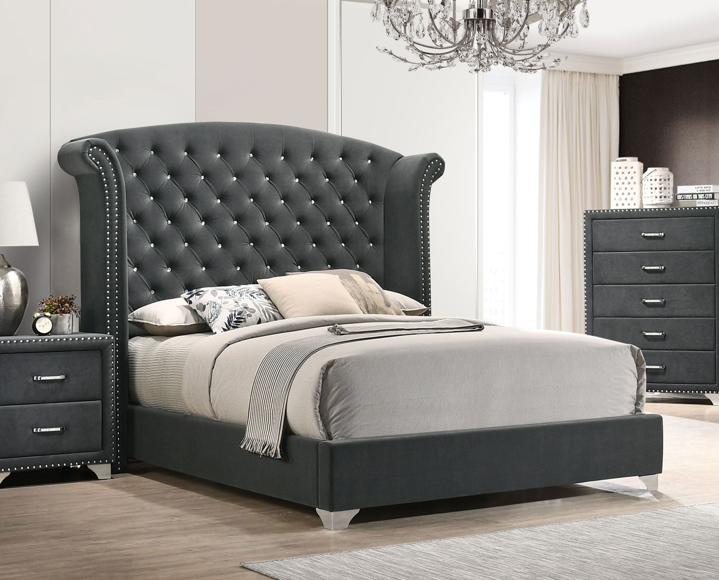 Cama con cabecero alto Melody