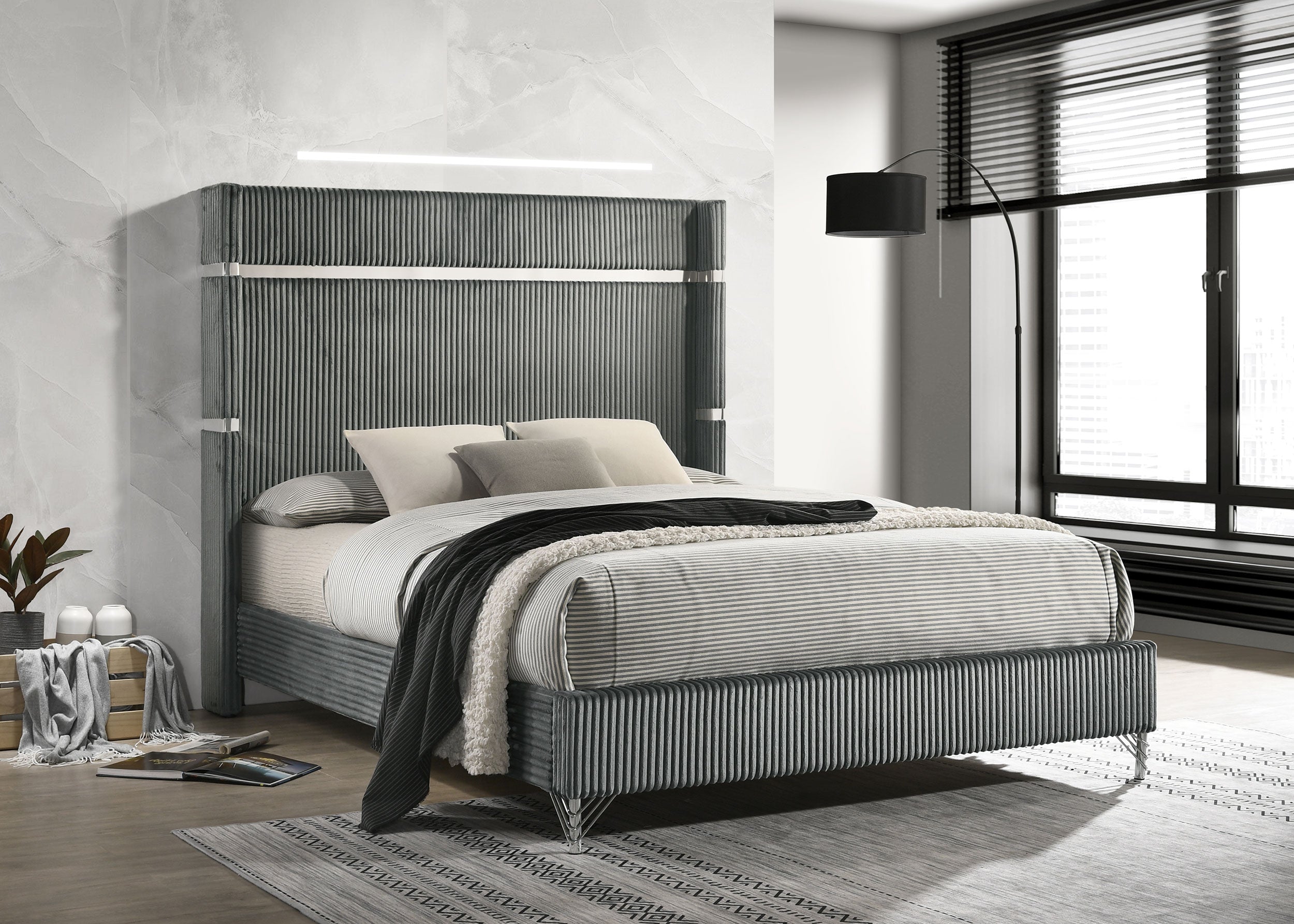Cama Lucia con respaldo de ala