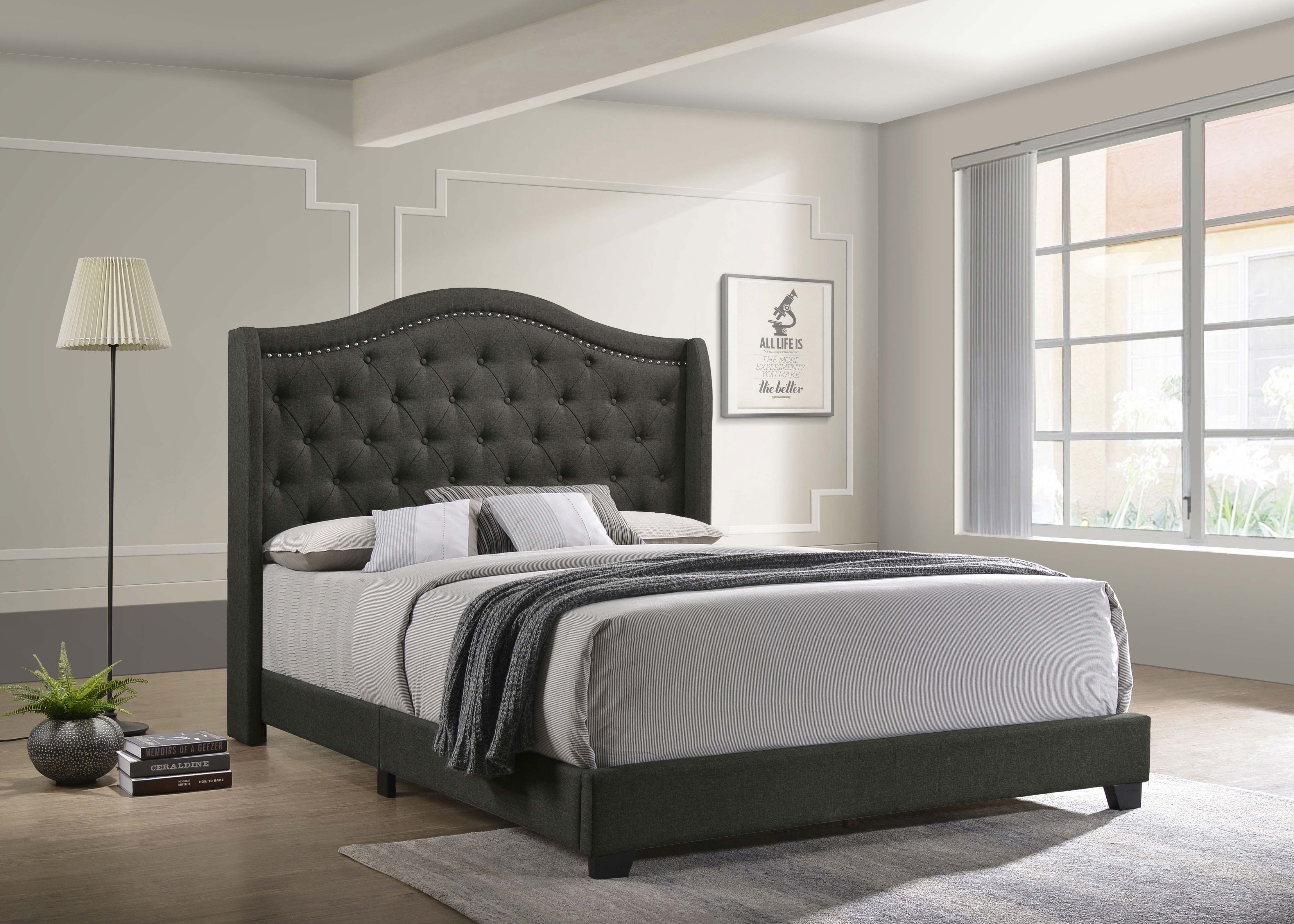 Cama Sonoma con cabecera de alas