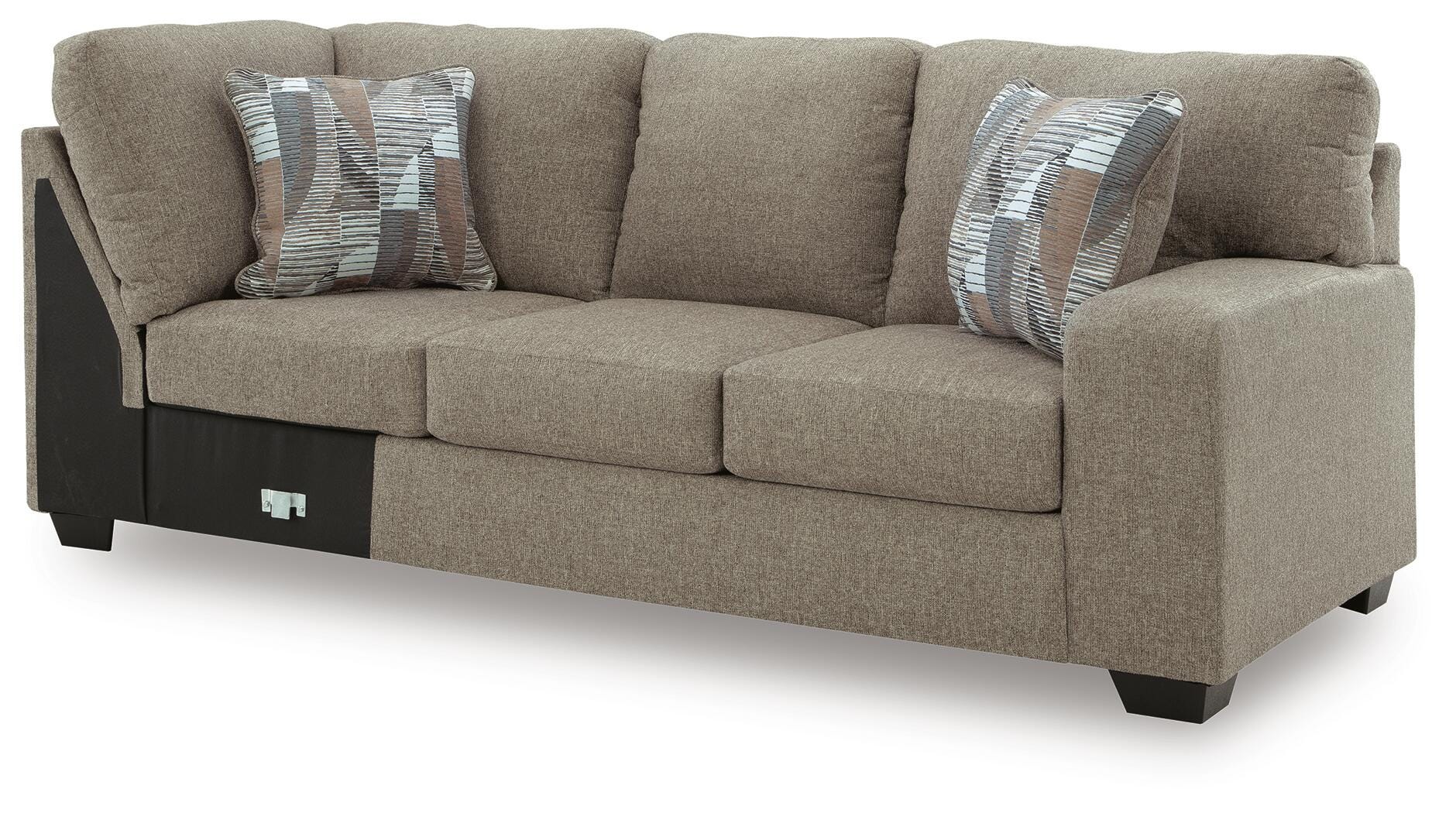 Seccional con chaise Newellen Sleeper