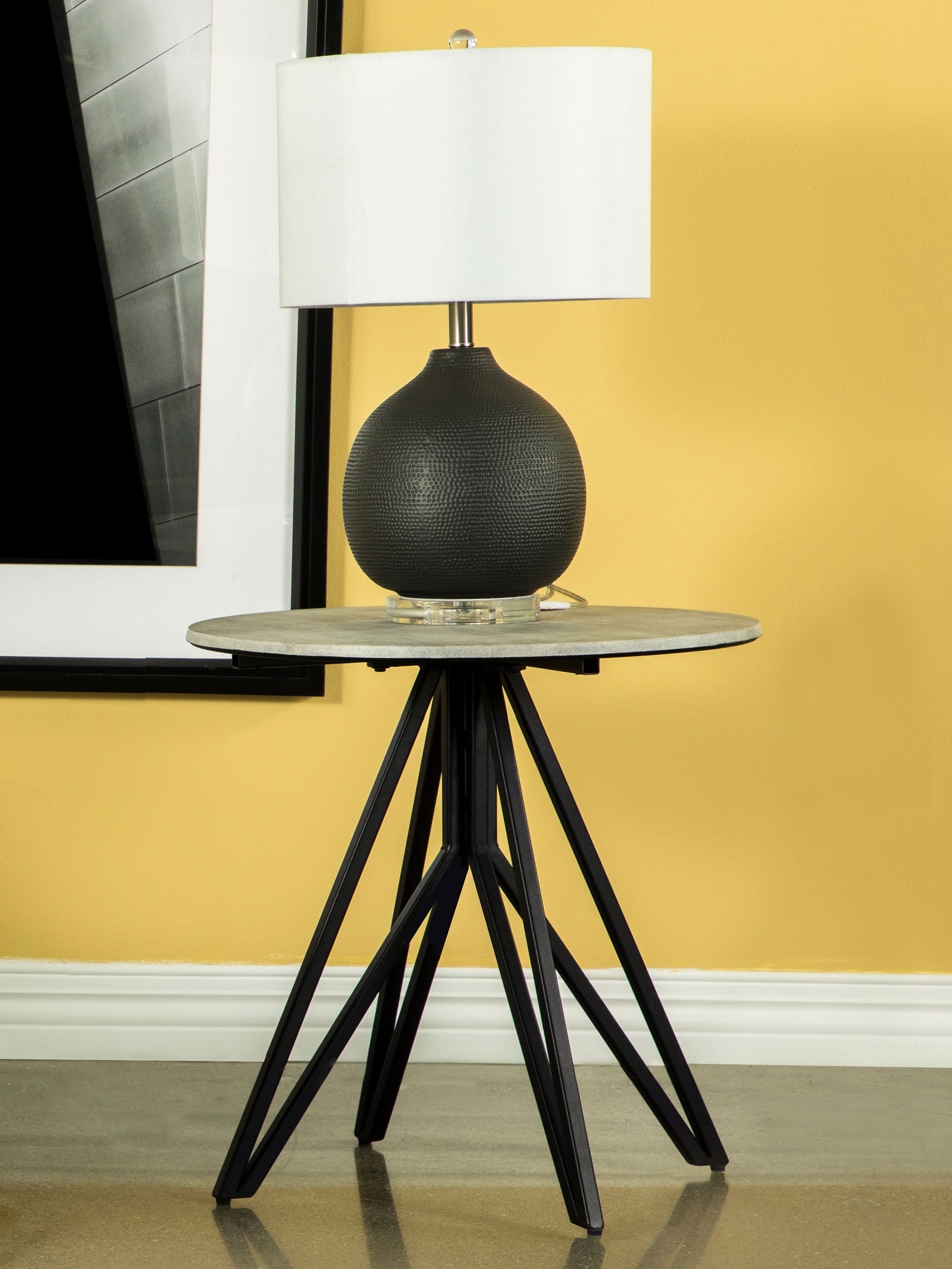 Hadi End Table