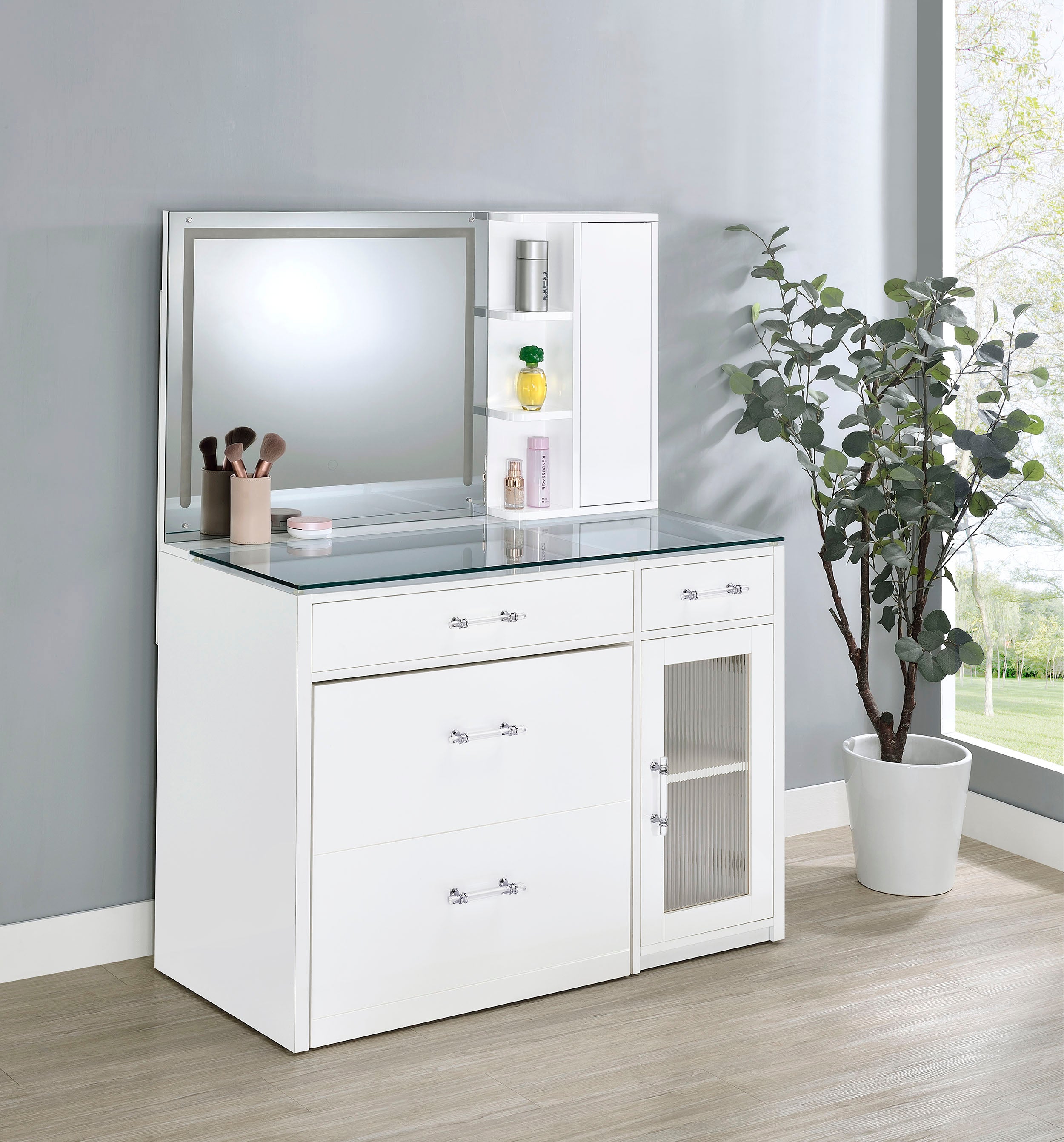 Tocador de maquillaje Flora con espejo LED y taburete