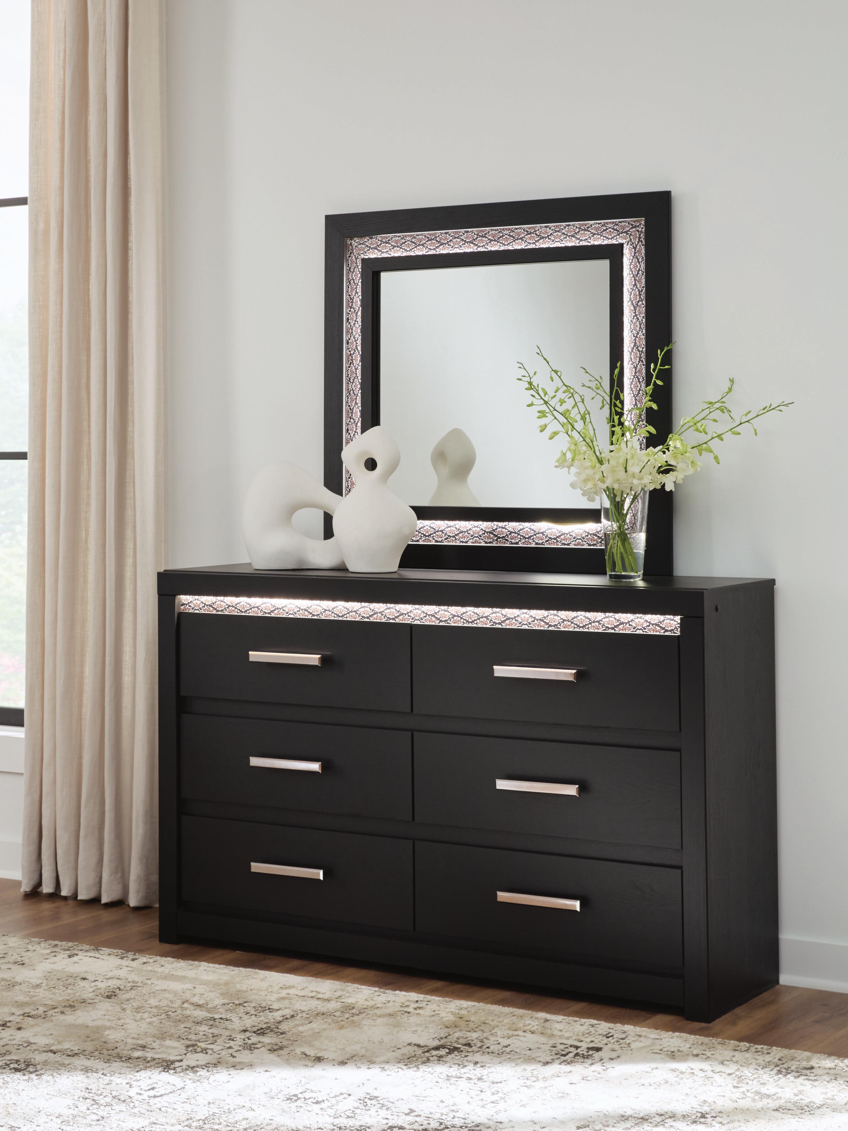 Shoralli Dresser