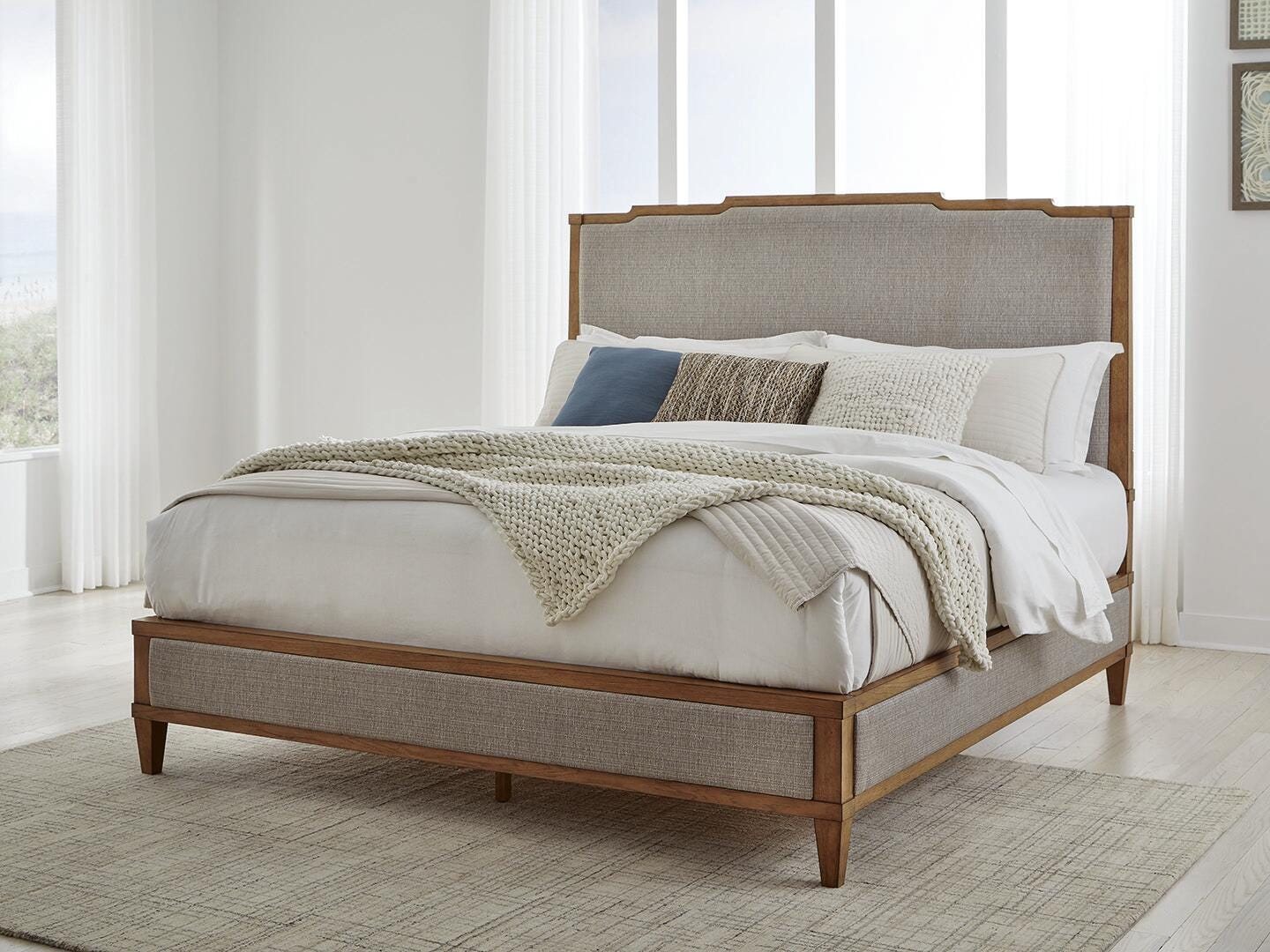 Cama tapizada Sharlance King