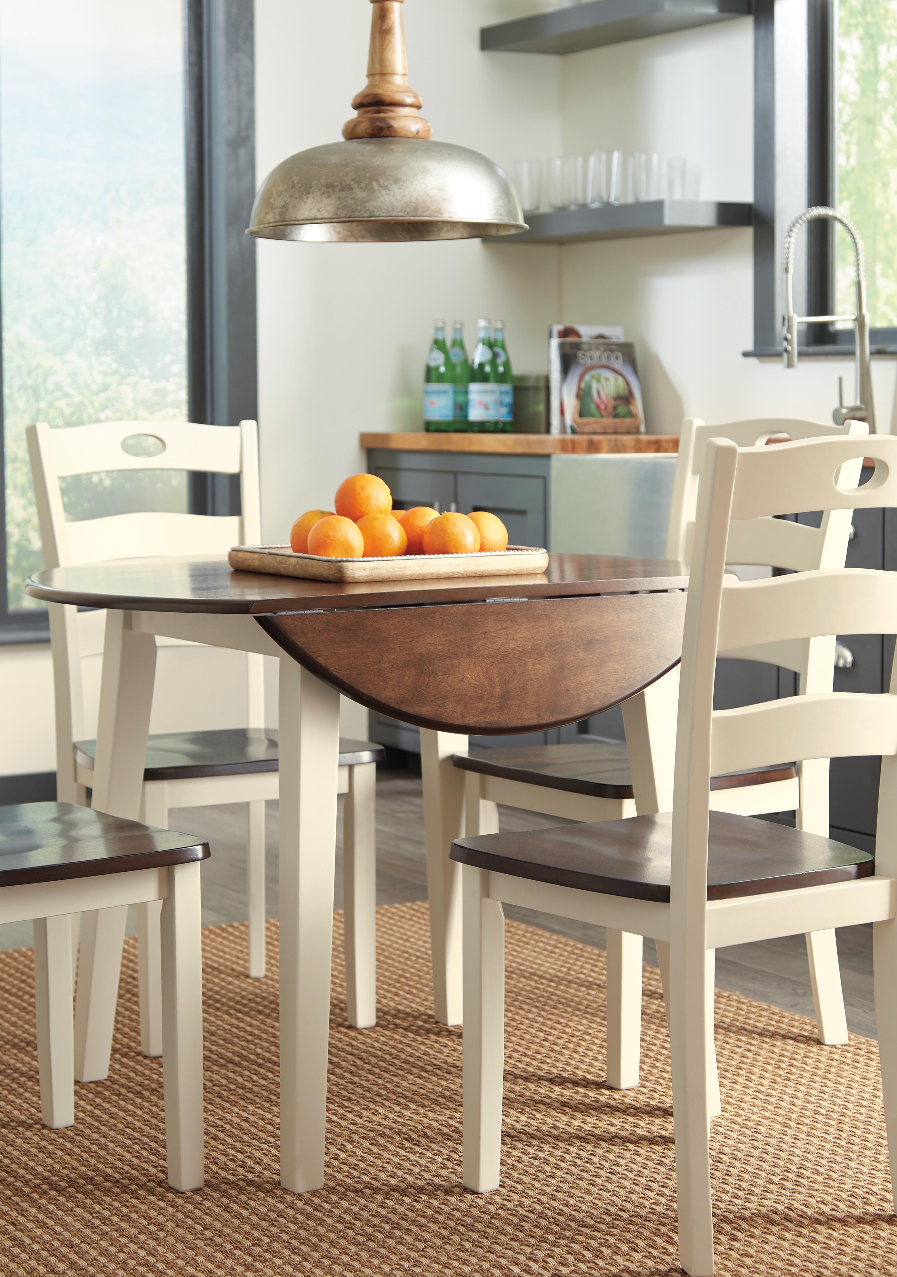 Juego de comedor Woodanville