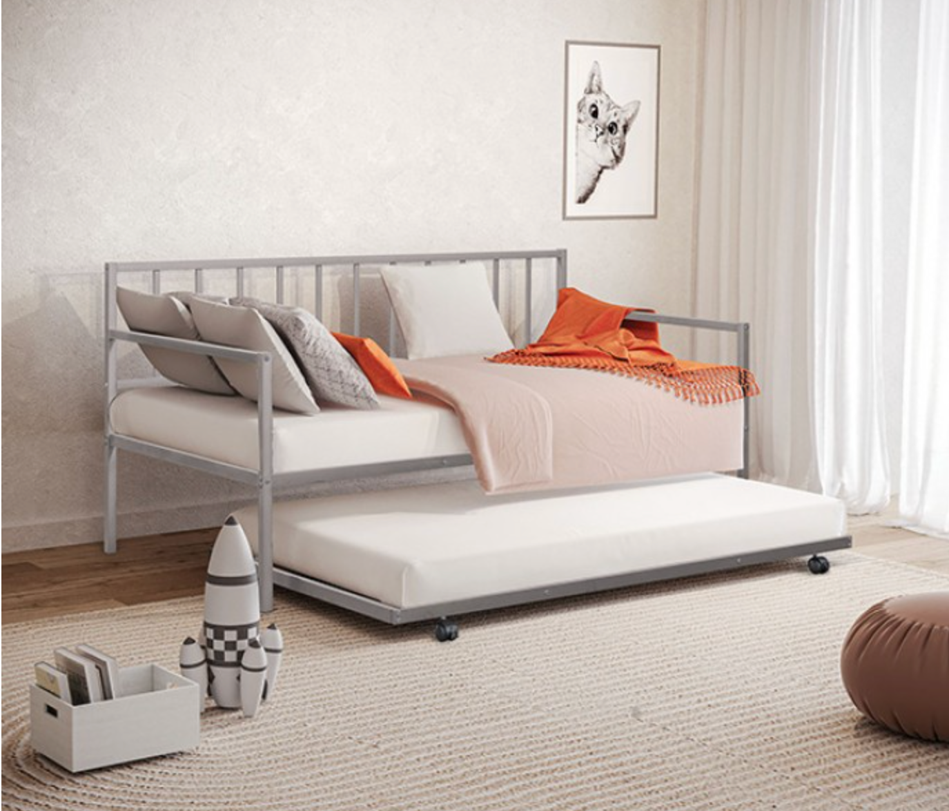 Harmon Metal Daybed - Silver