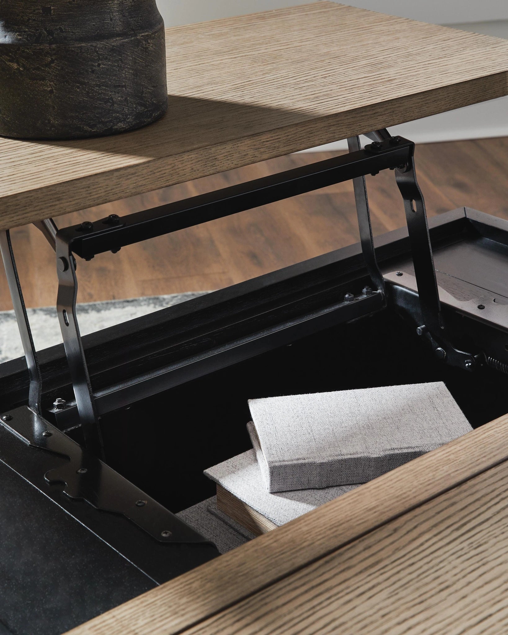 Mesa de centro elevable Rylandyn