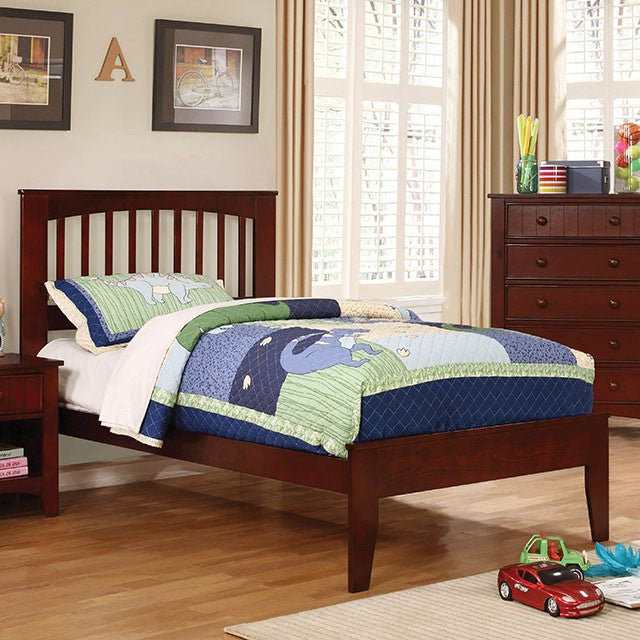 Cama Pine Brook