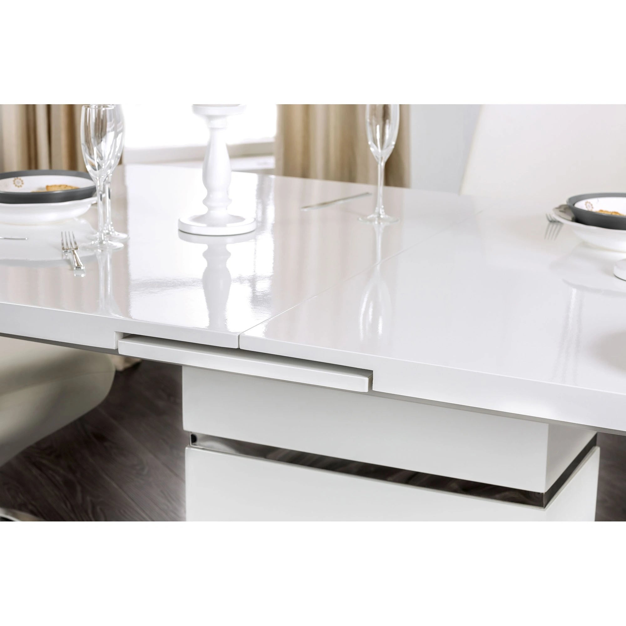Mesa de comedor Midvale blanca/cromada