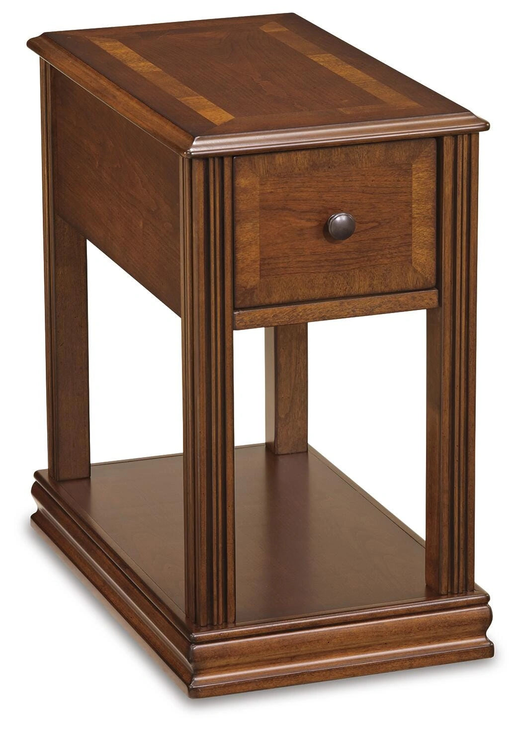 Mesa auxiliar Breegin junto al sillón