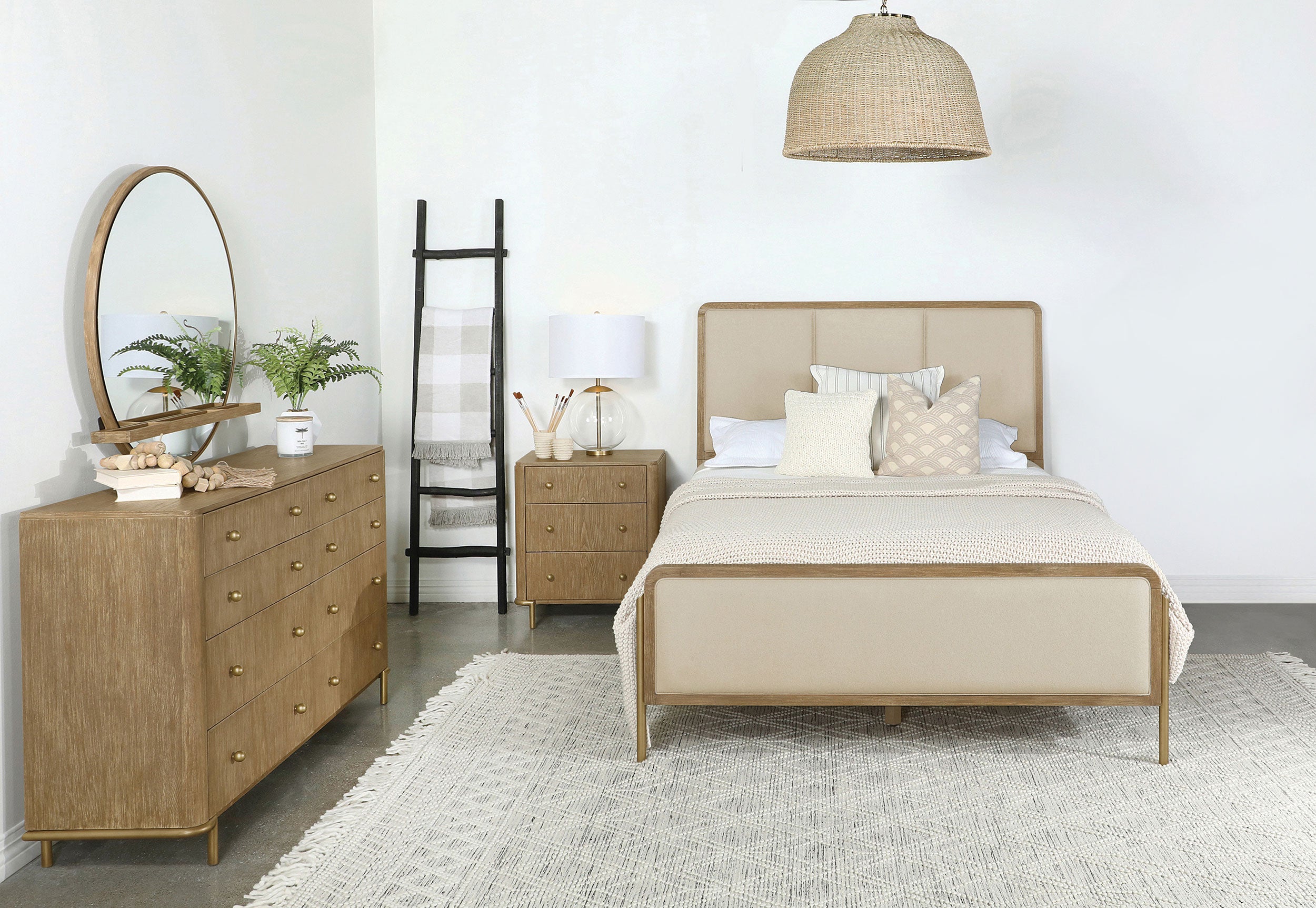Arini Bedroom Set