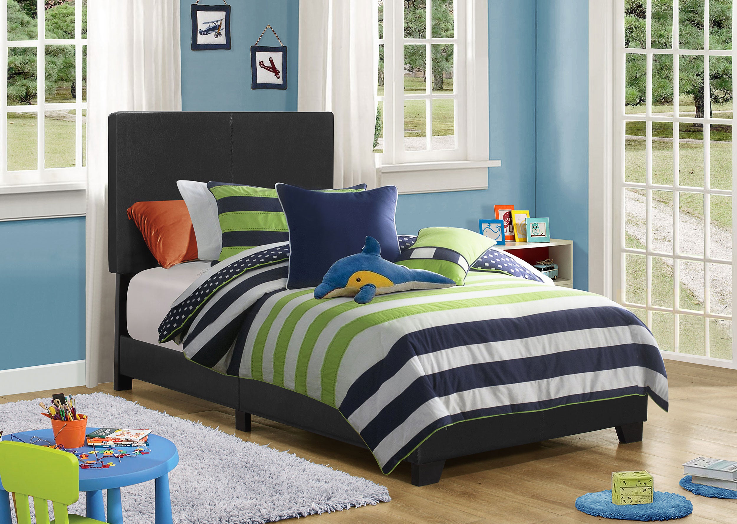 Dorian Panel Bed