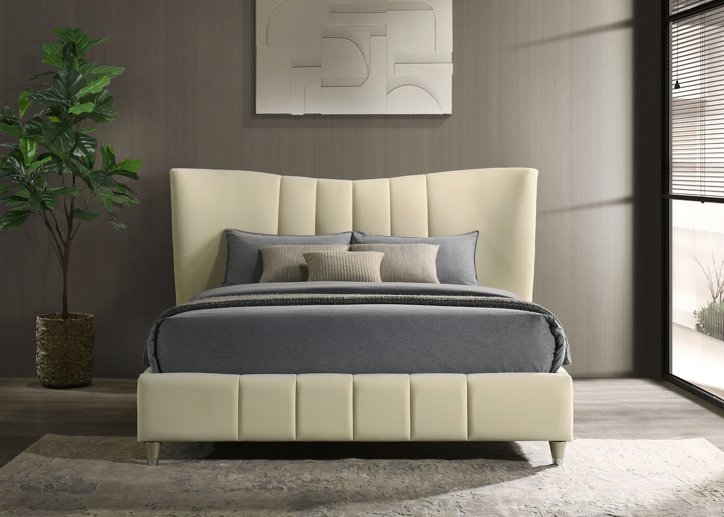 Cama de plataforma Evelyn Panel