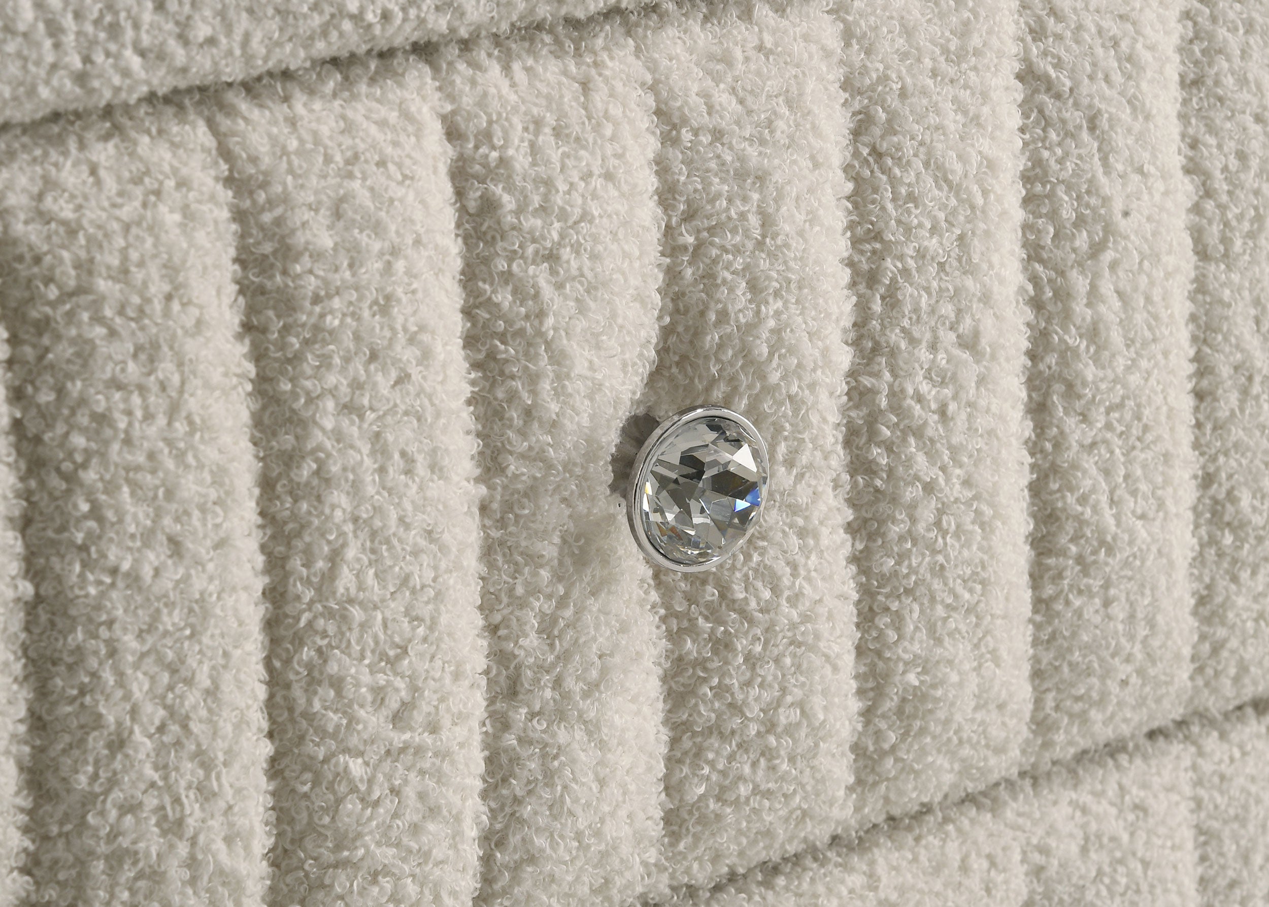 Sonya Chest of Drawers