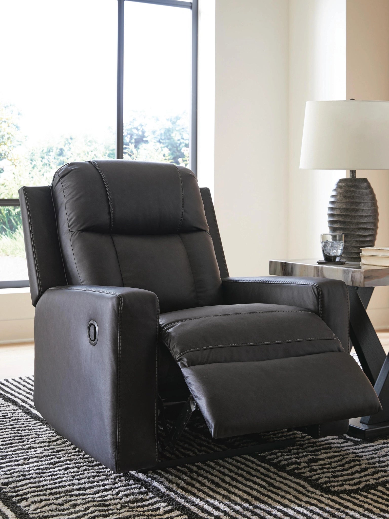 Reclinable Mackmenville