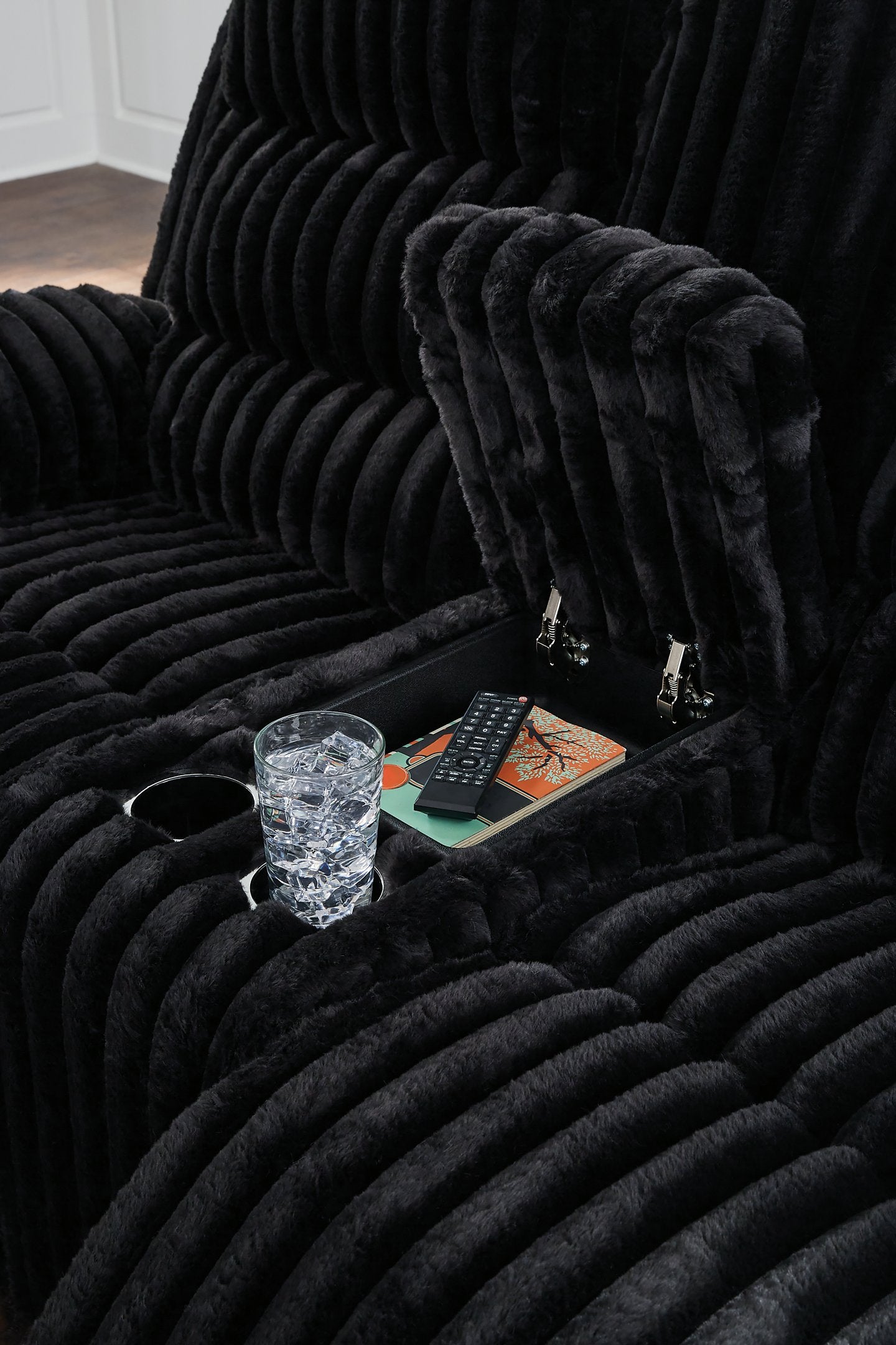 Rhine Falls Reclining Loveseat with Console