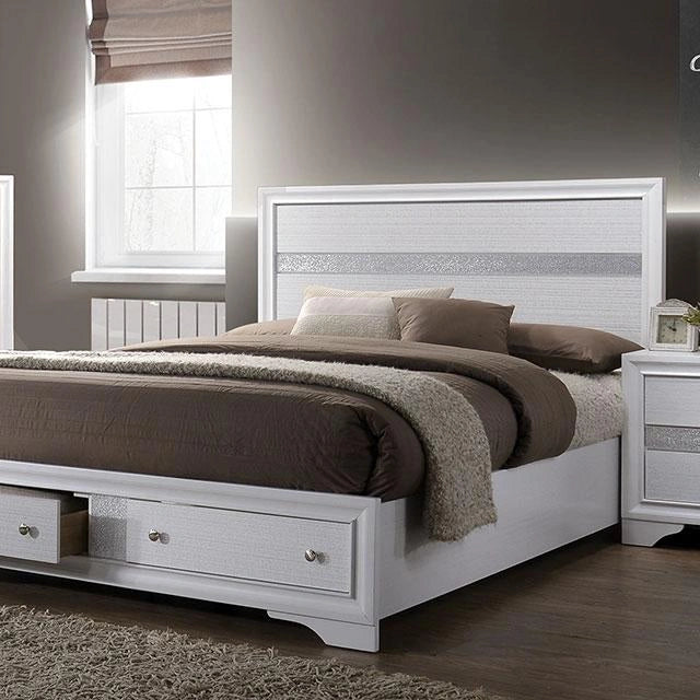 Juego de dormitorio de Chrissy de 4 y 5 piezas tamaño Queen