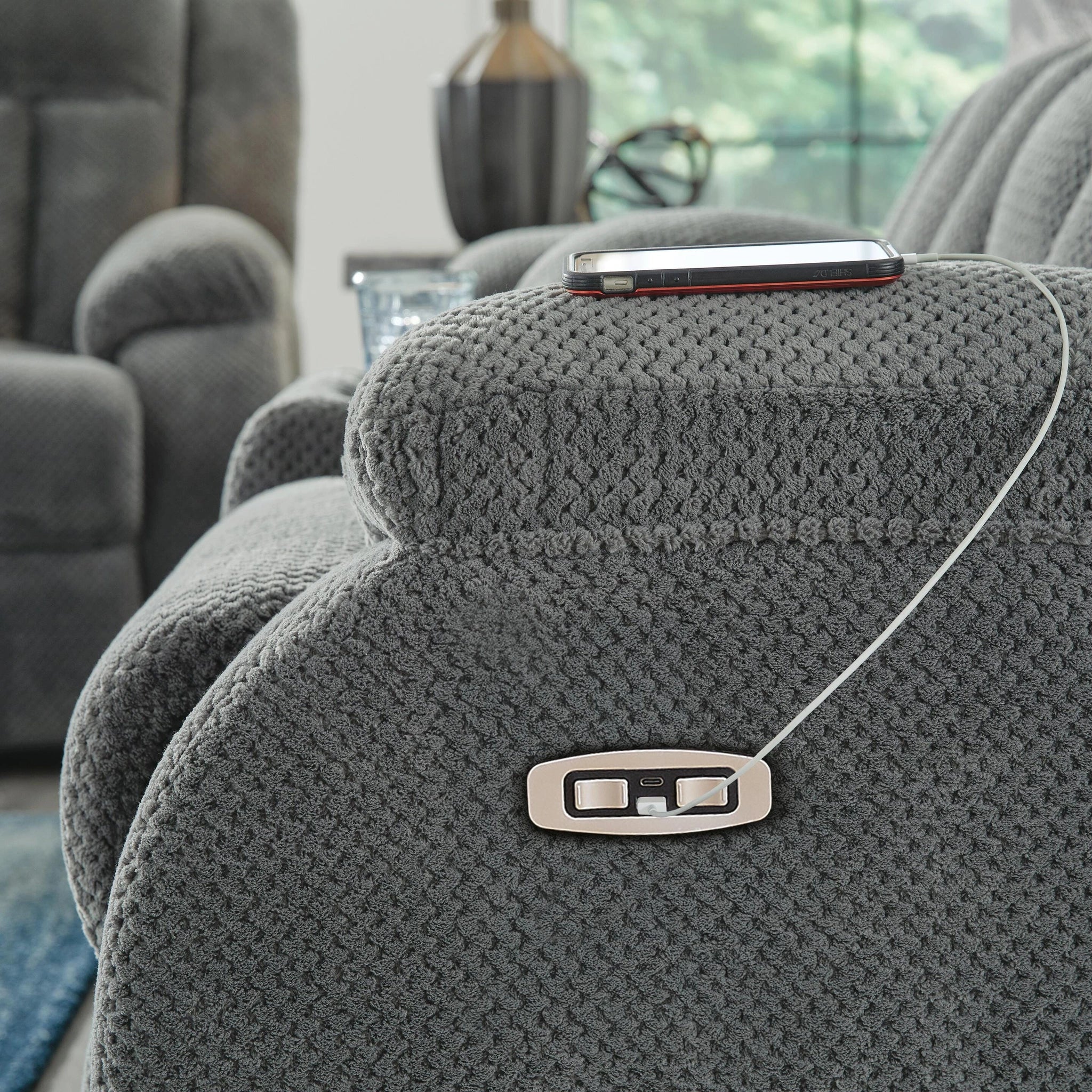 Sofá Reclinable Eléctrico Observation con Mesa Abatible