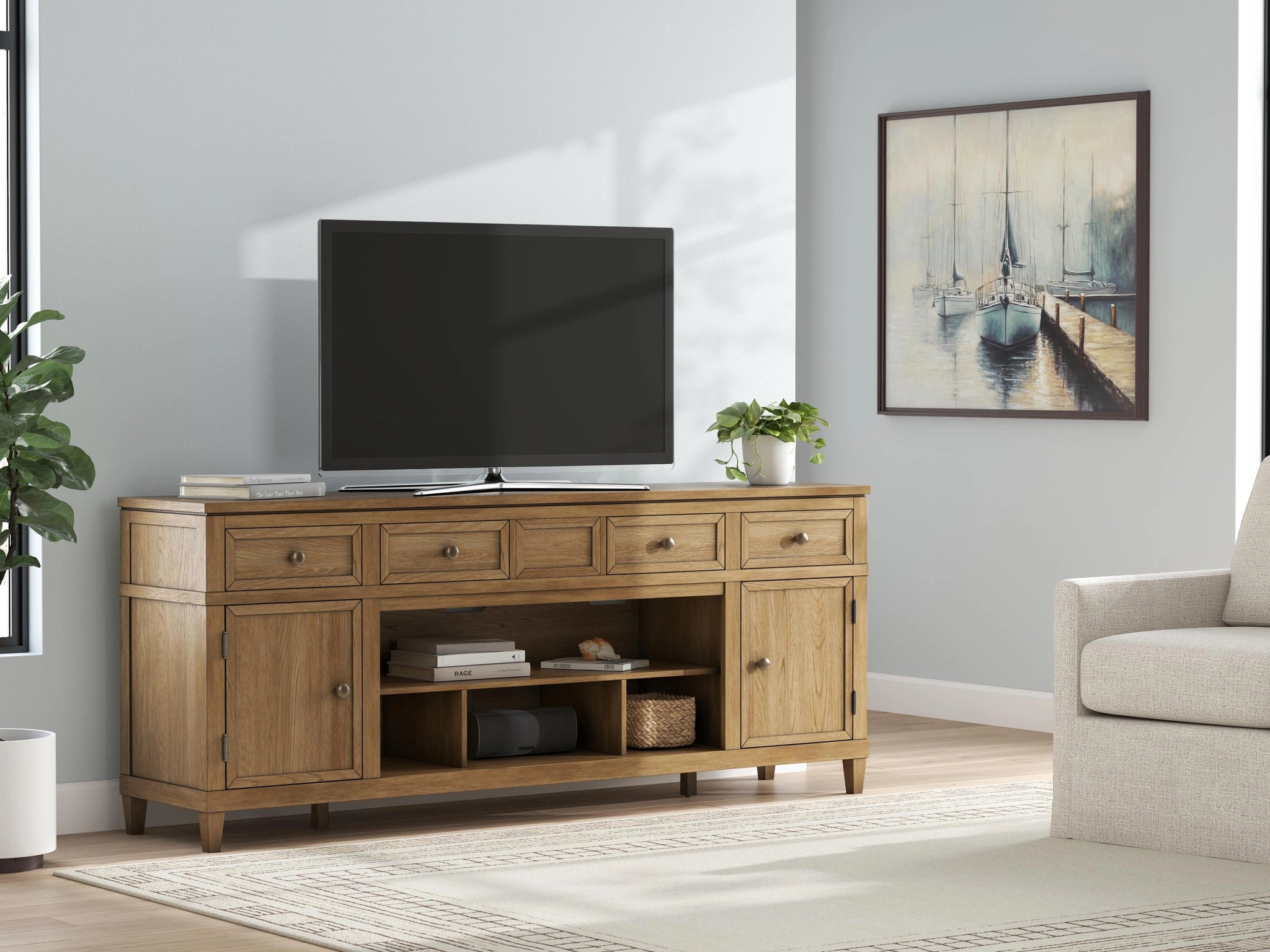 Mueble para TV Sharlance de 81"