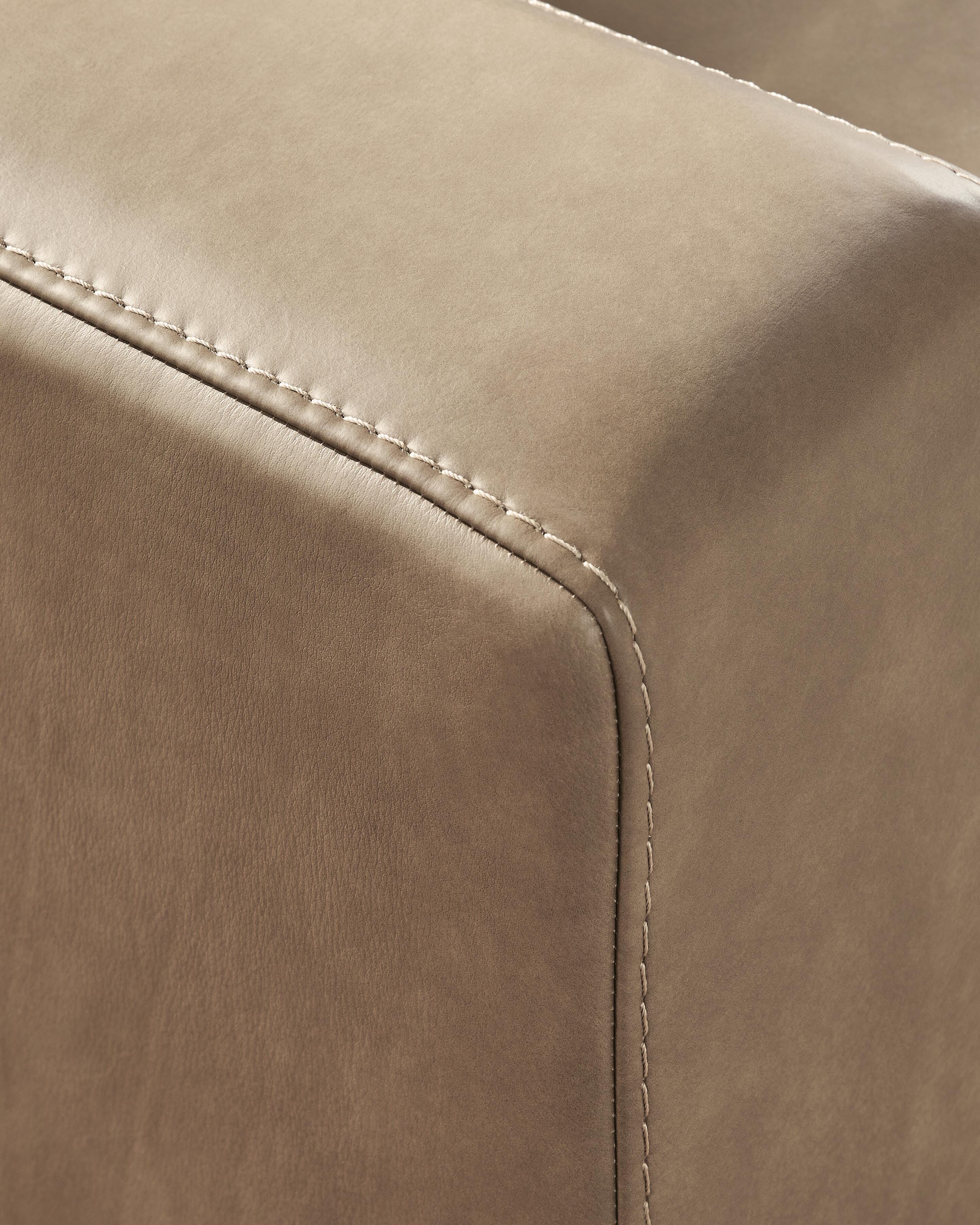 Seccional Veronella con Chaise