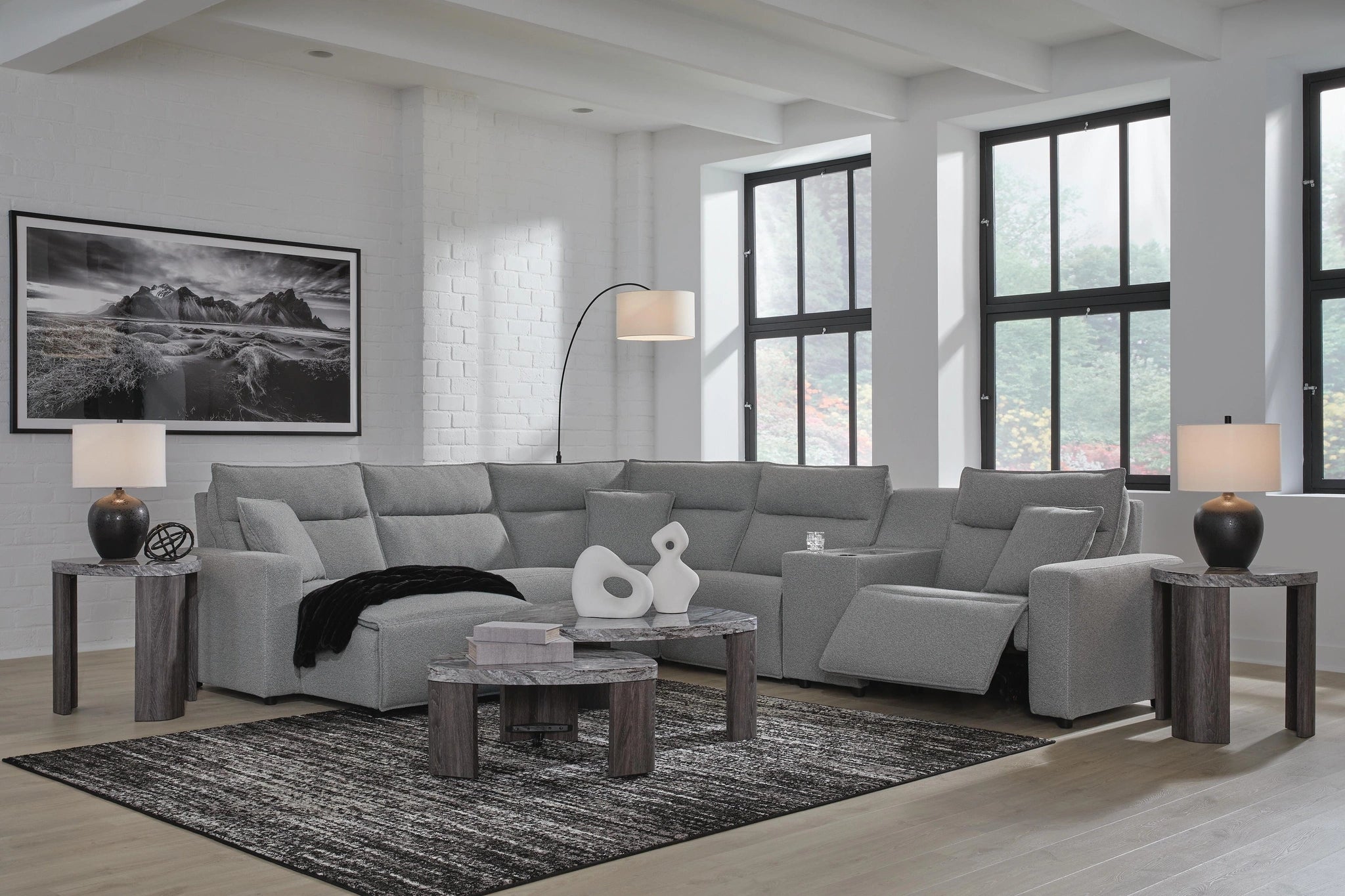 Seccional reclinable eléctrico Modmax con chaise longue