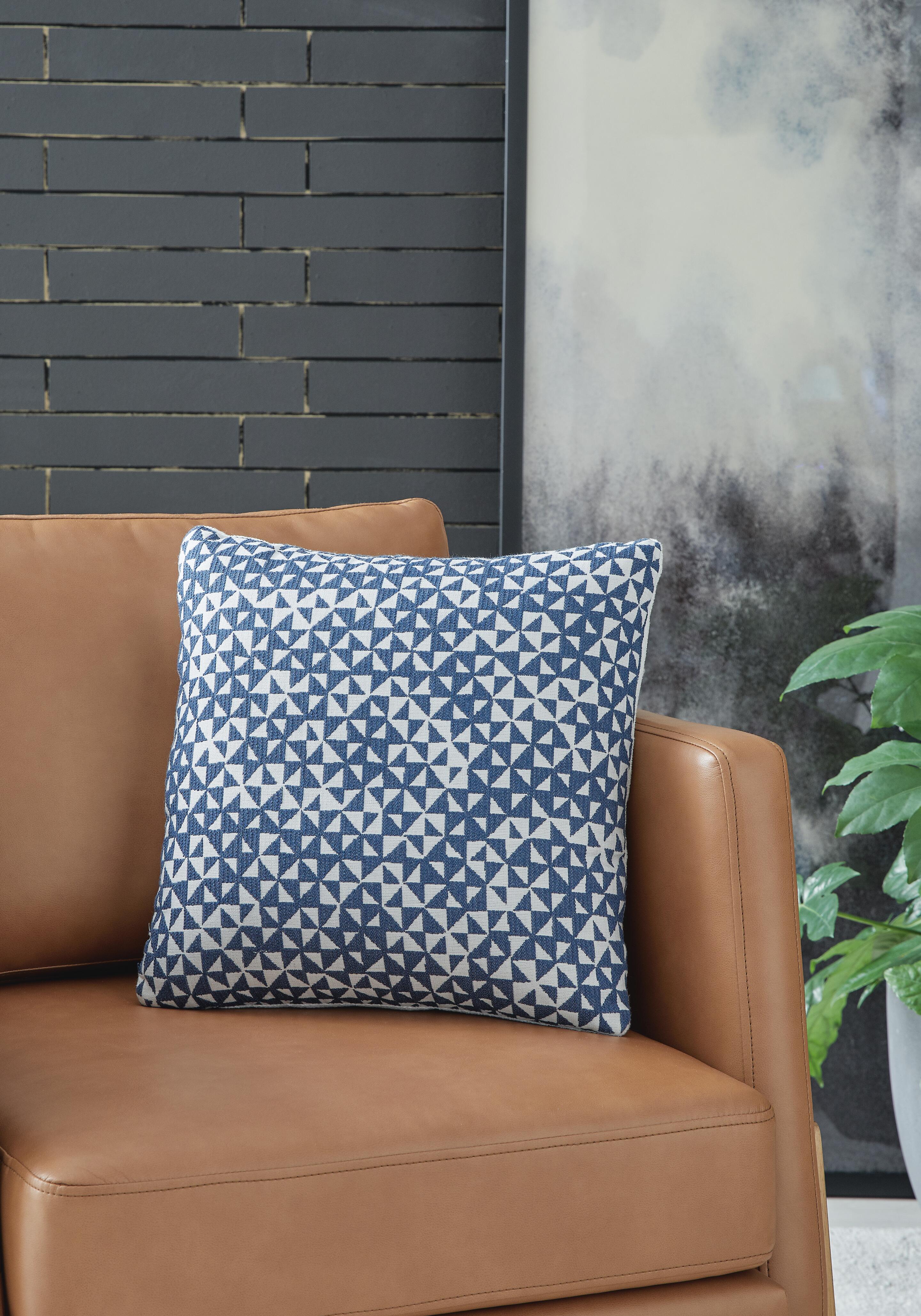 Almohada Nuvella de próxima generación Jaycott (juego de 4)