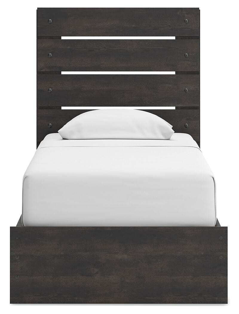Cama Hollivern