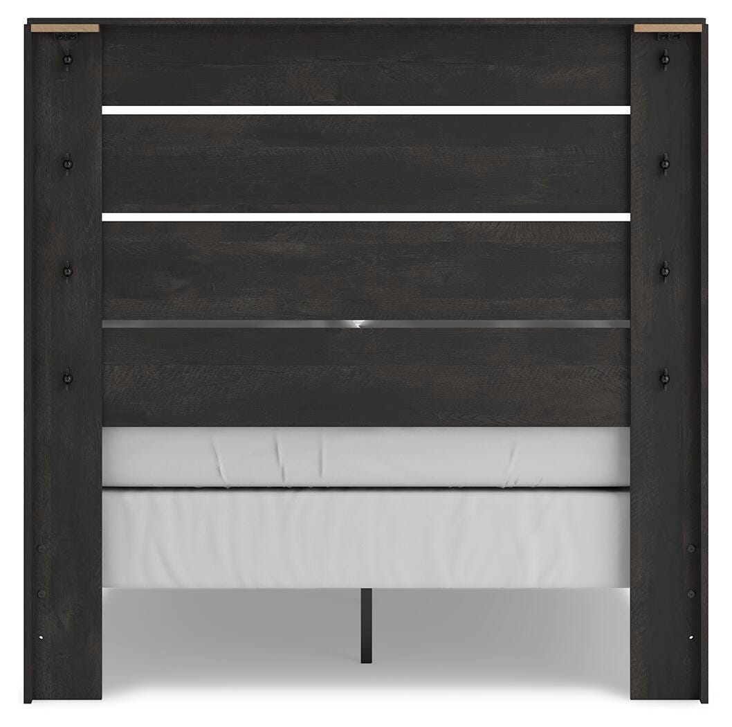 Cama Hollivern