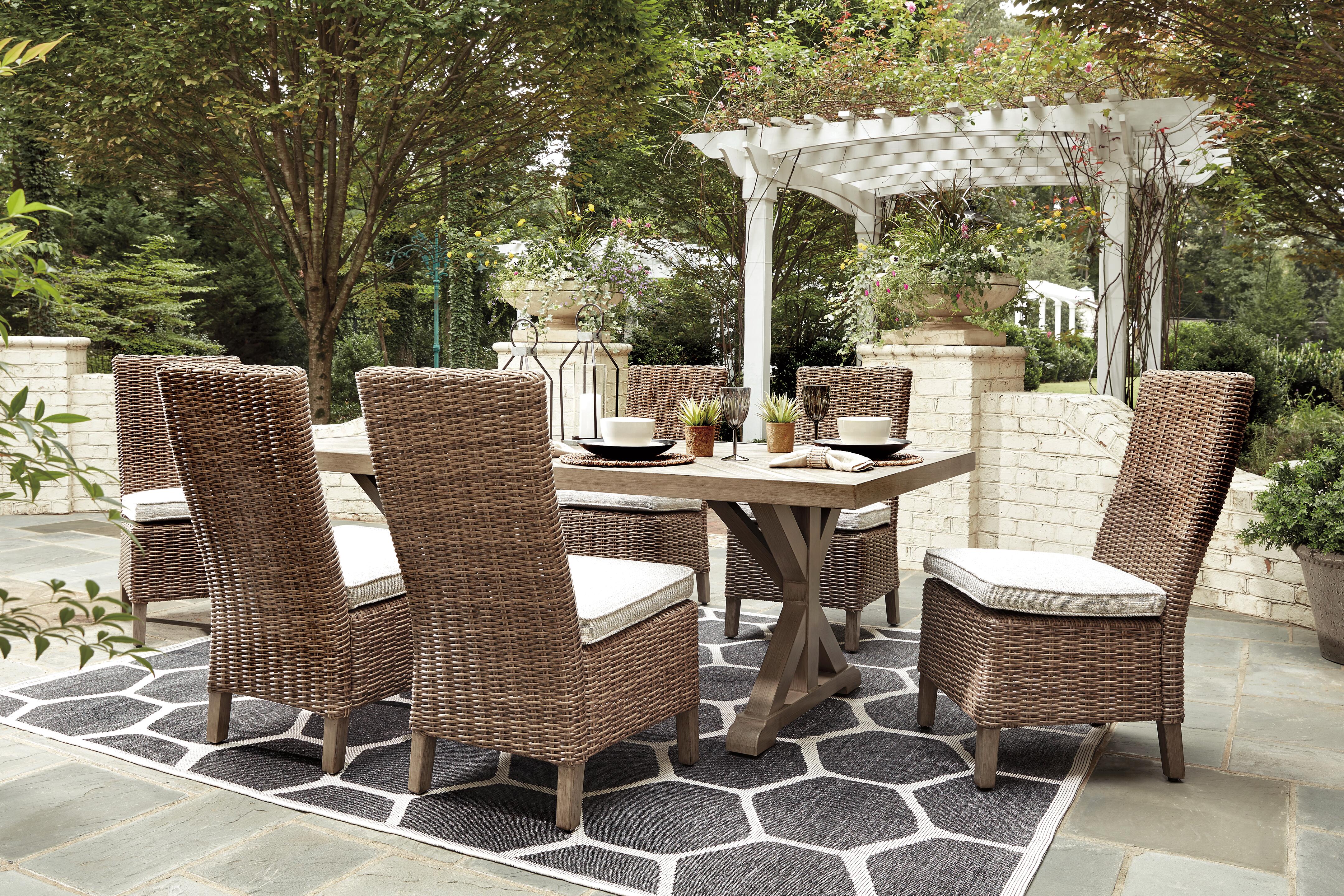 Juego de comedor para exterior Beachcroft