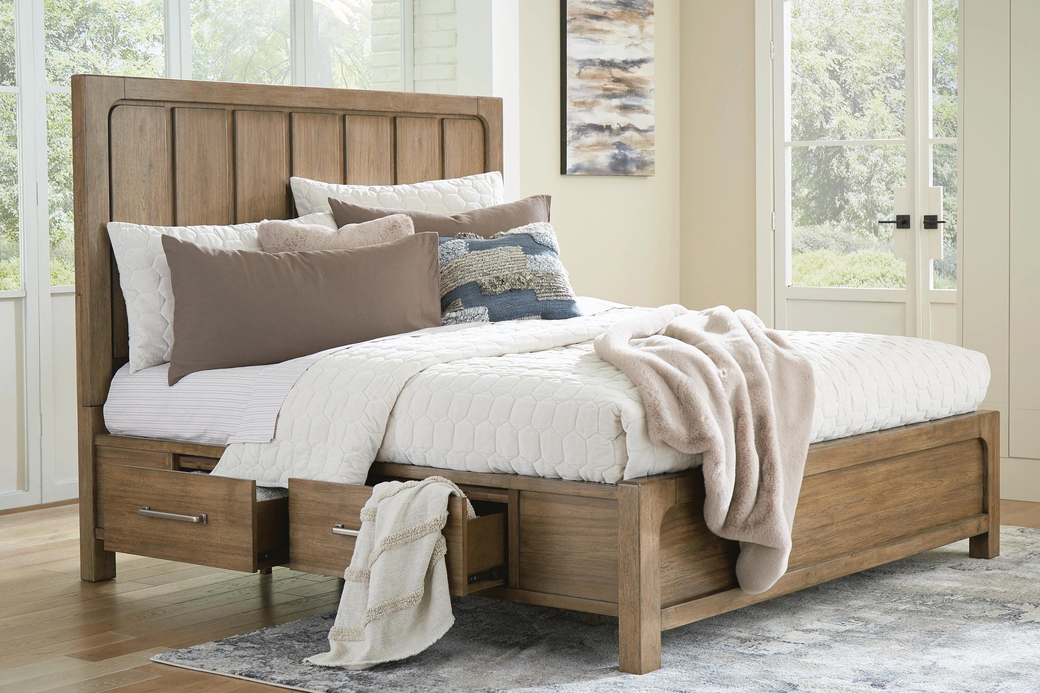 Cama Cabalynn con almacenamiento