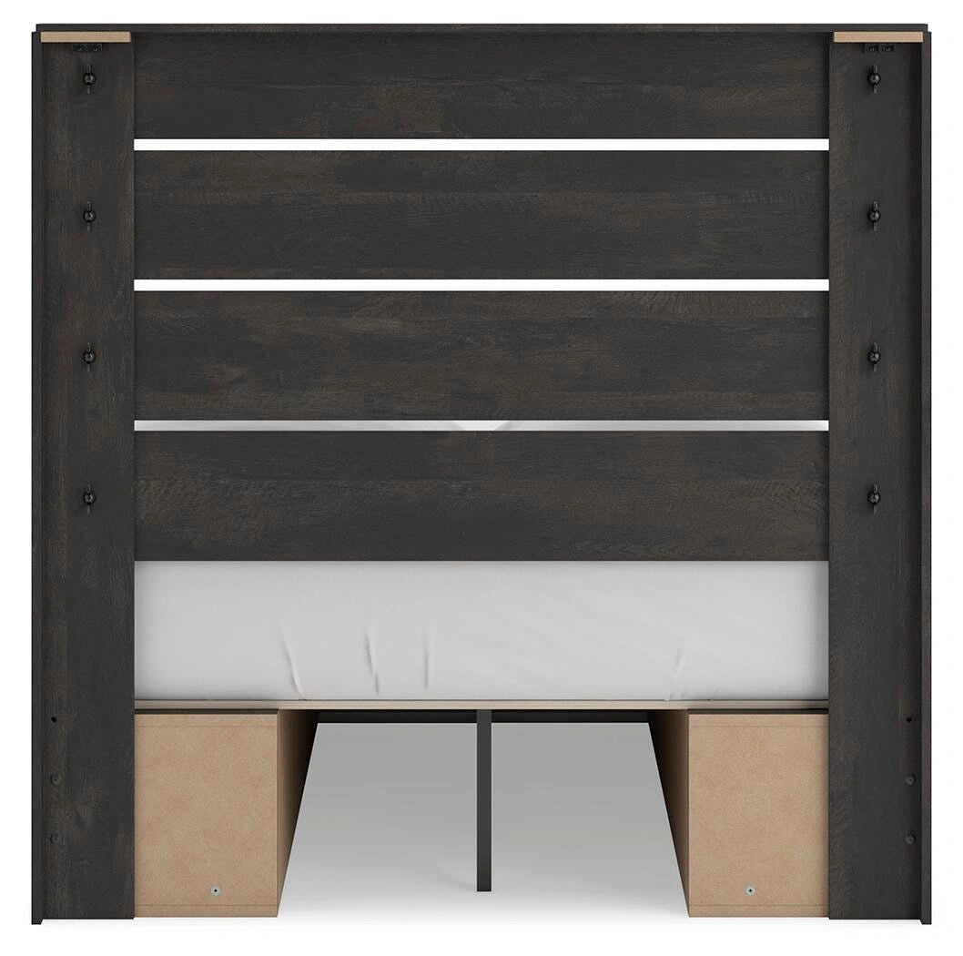 Cama Hollivern