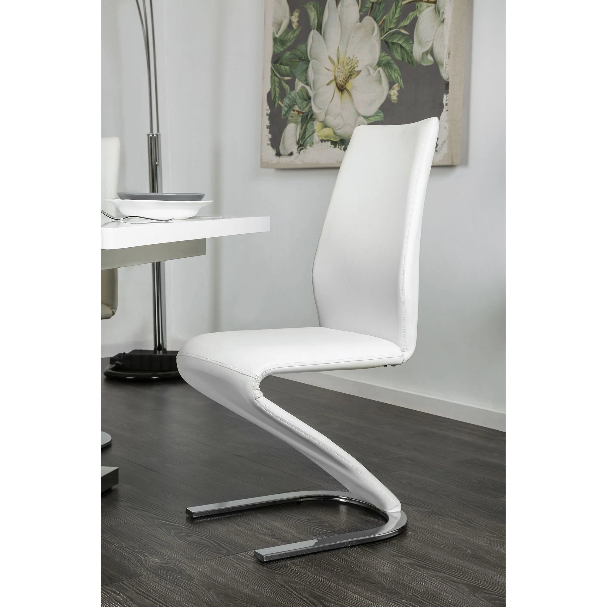 Mesa de comedor Midvale blanca/cromada