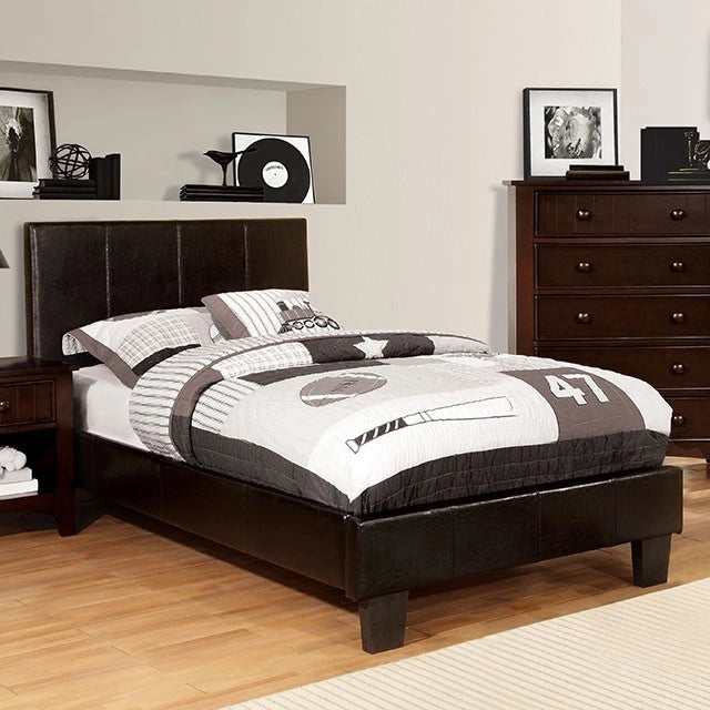 Winn Park Cal.King, E.King, Twin, & Full Cama Cromo, Gris, Café, & Cromo