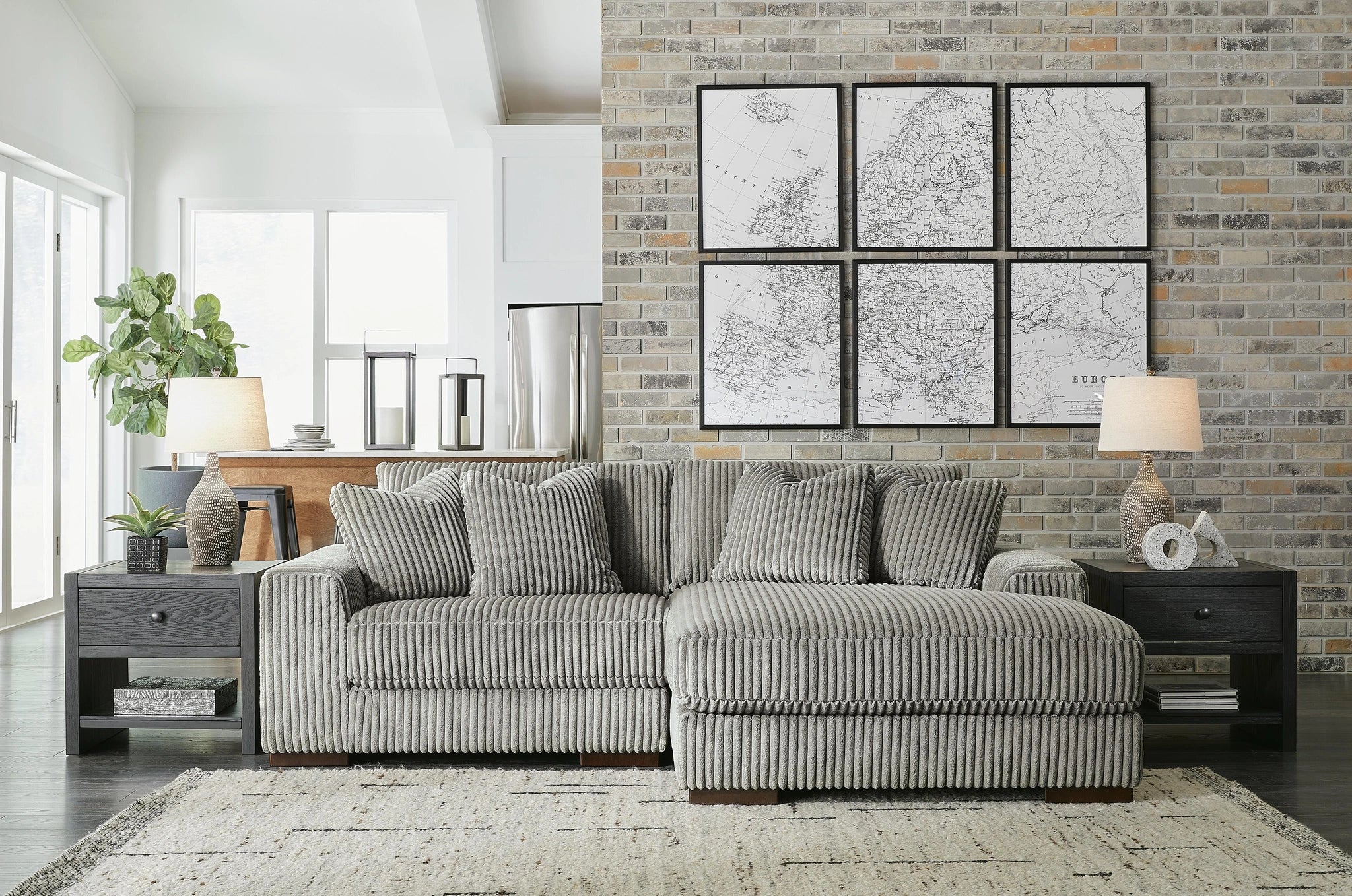 Sofá seccional Lindyn con chaise longue