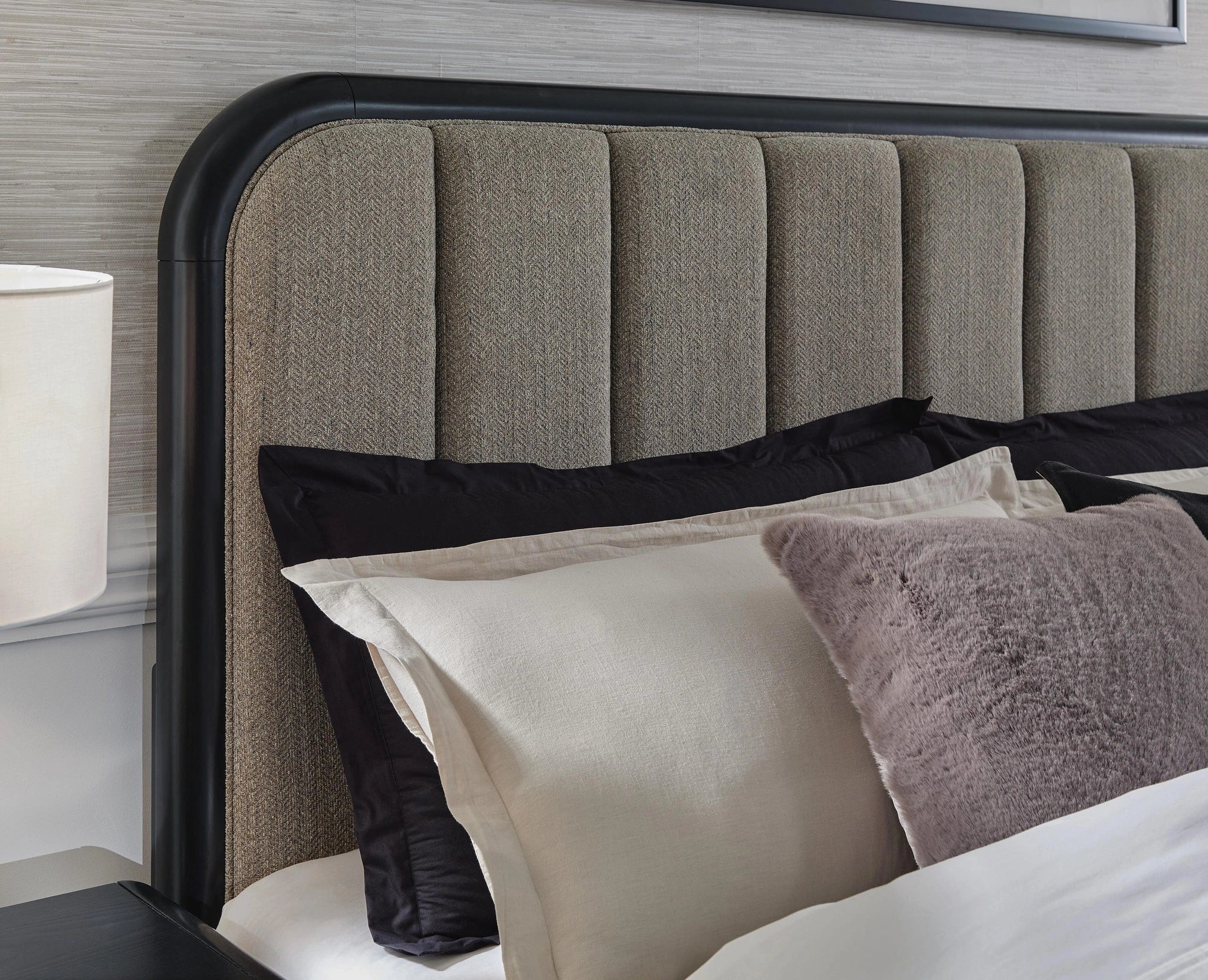 Cama tapizada Rowanbeck
