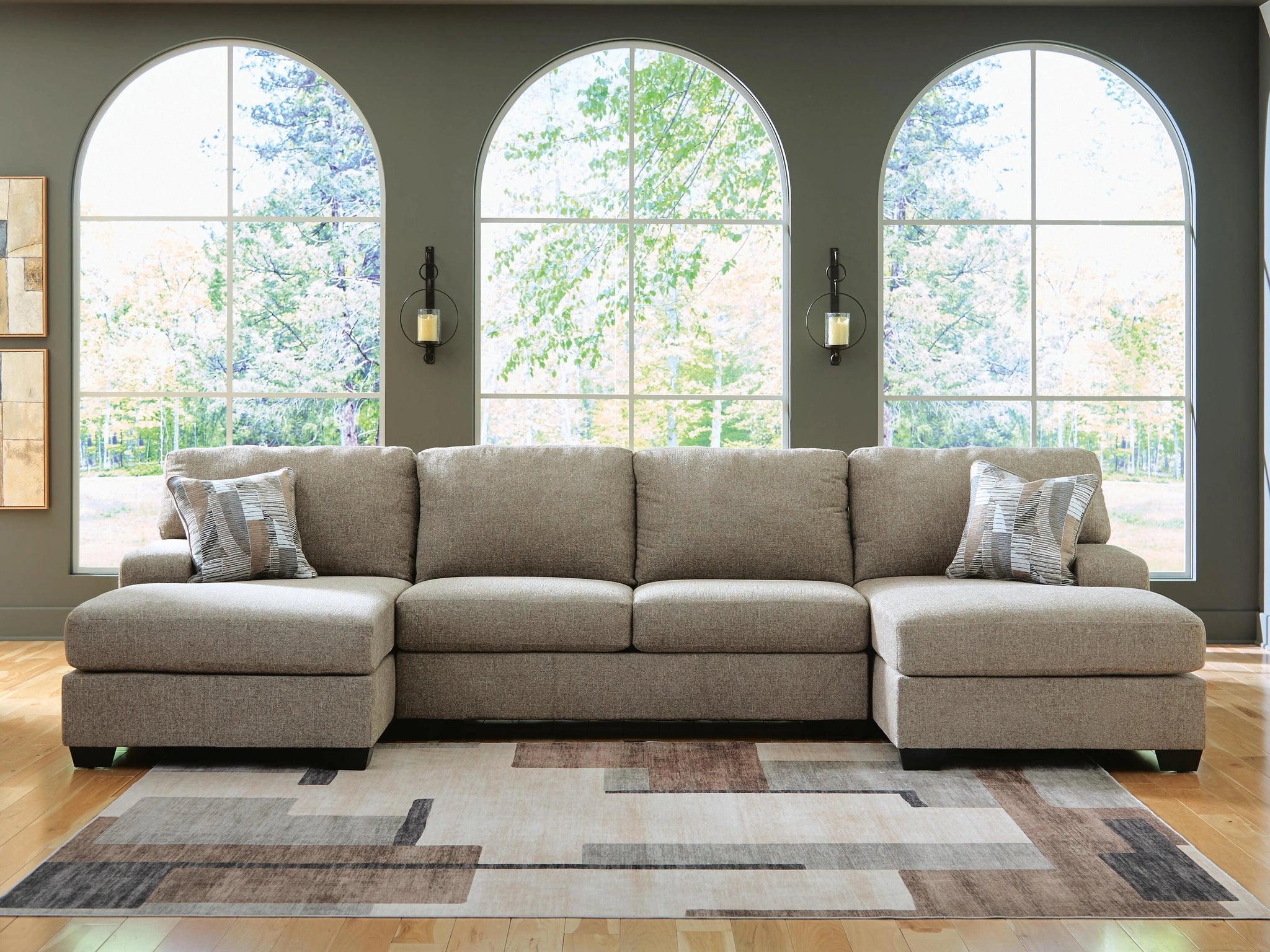 Sofá seccional Newellen con doble chaise longue
