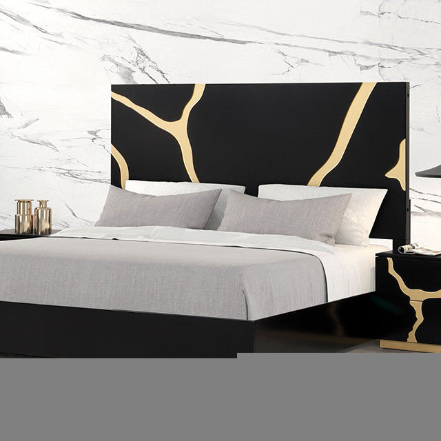 Goldsberg Queen Bedroom Set